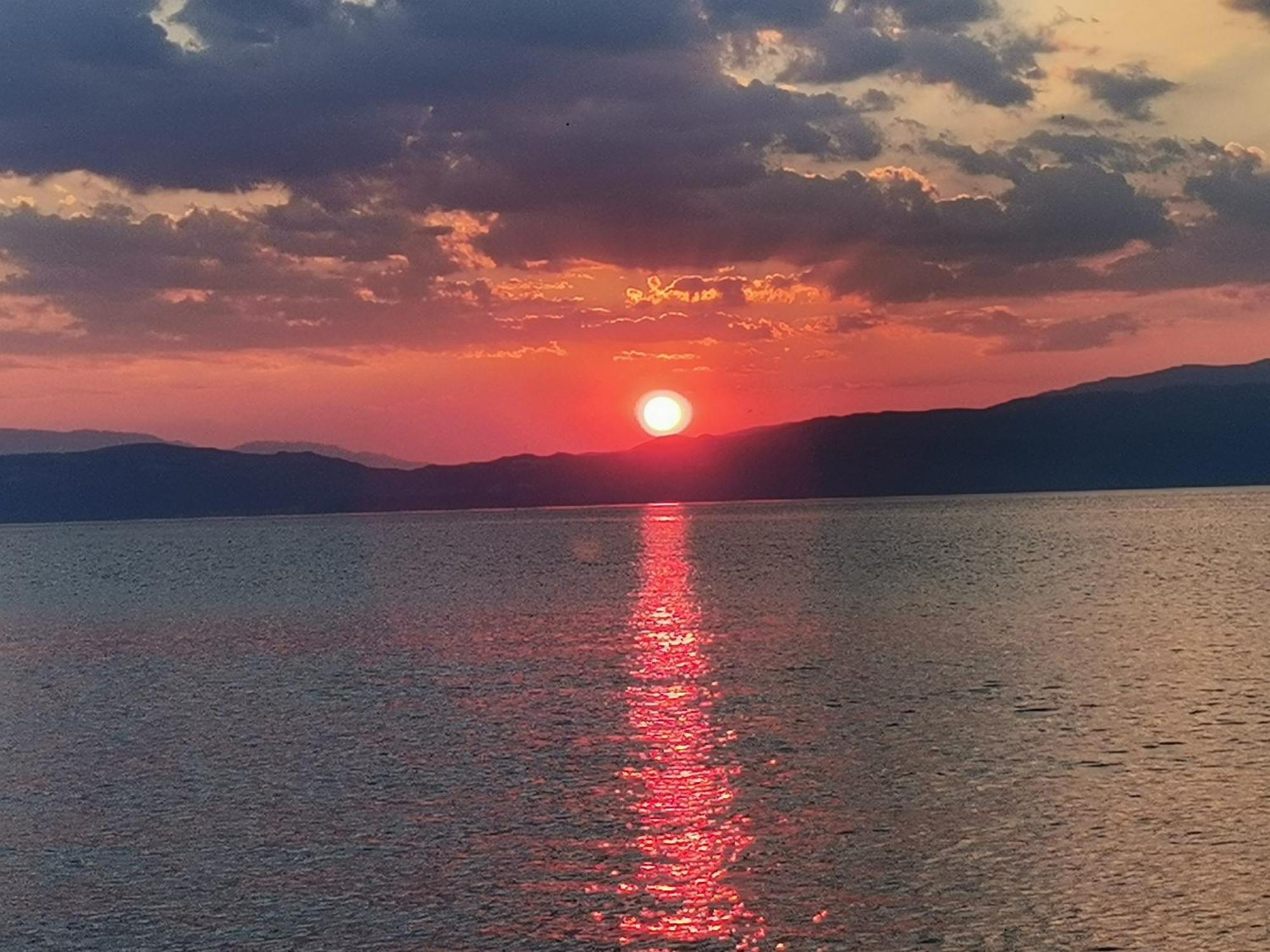 Guesthouse Zimovski Peštani エクステリア 写真