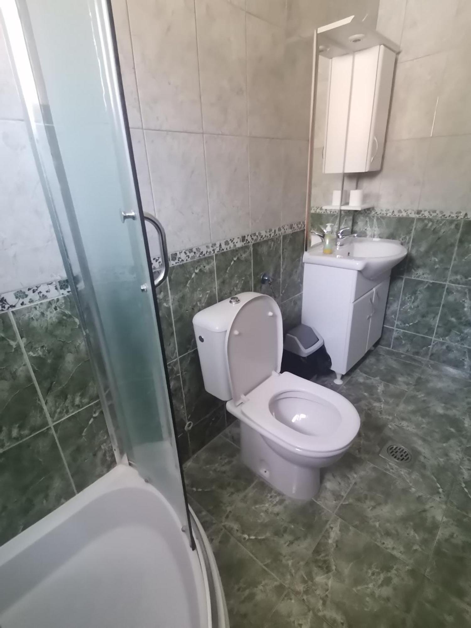 Guesthouse Zimovski Peštani エクステリア 写真