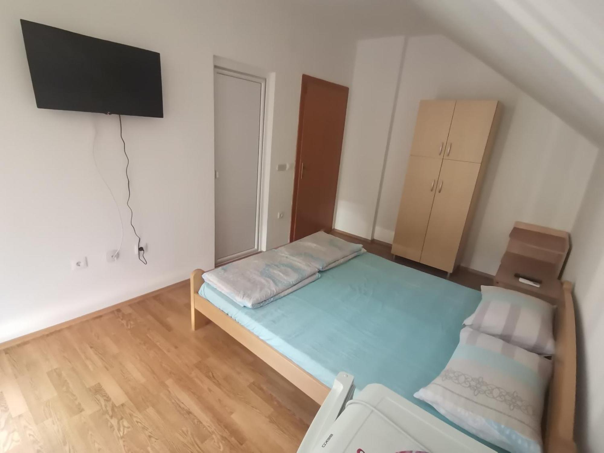 Guesthouse Zimovski Peštani エクステリア 写真