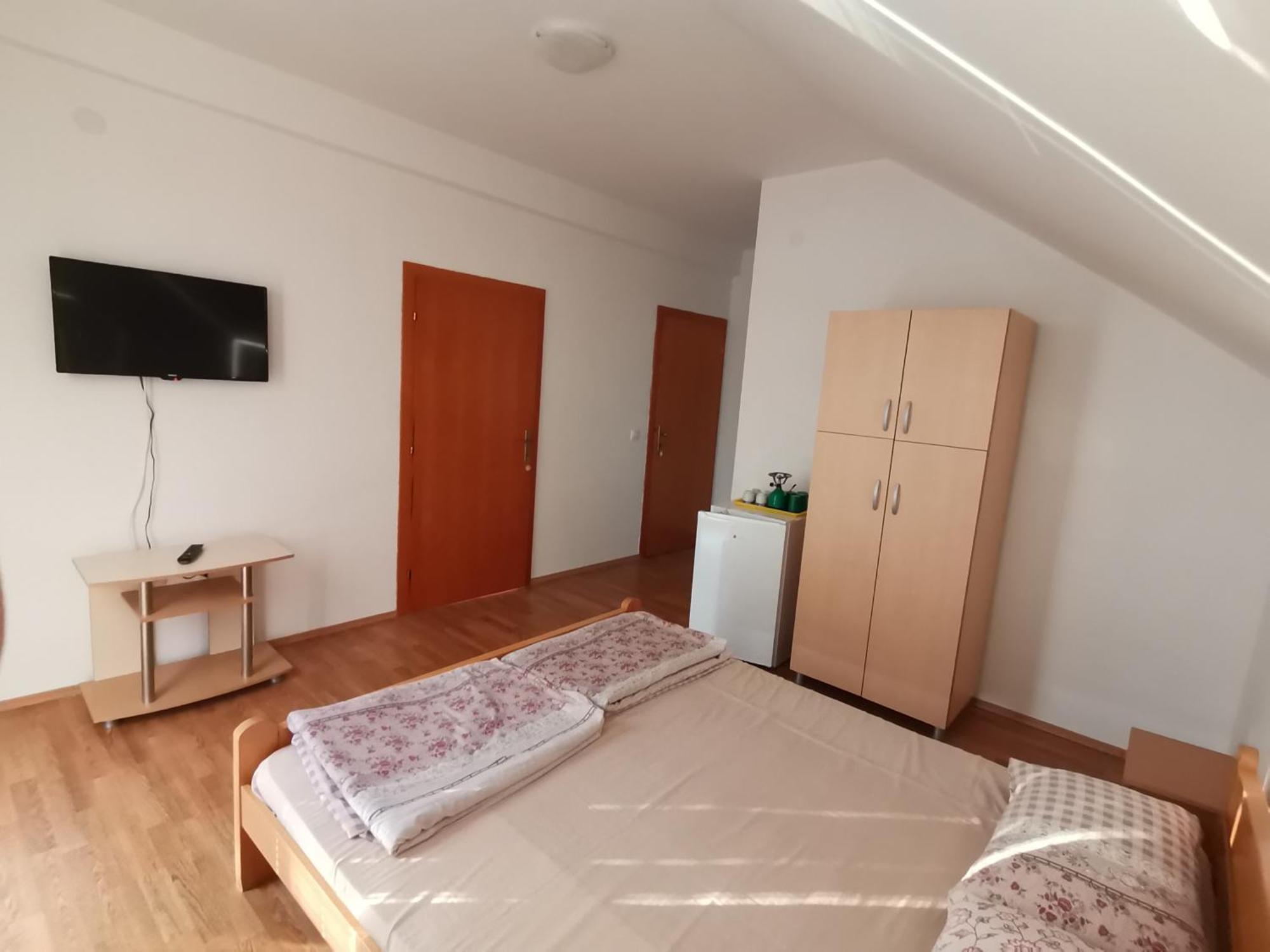Guesthouse Zimovski Peštani エクステリア 写真