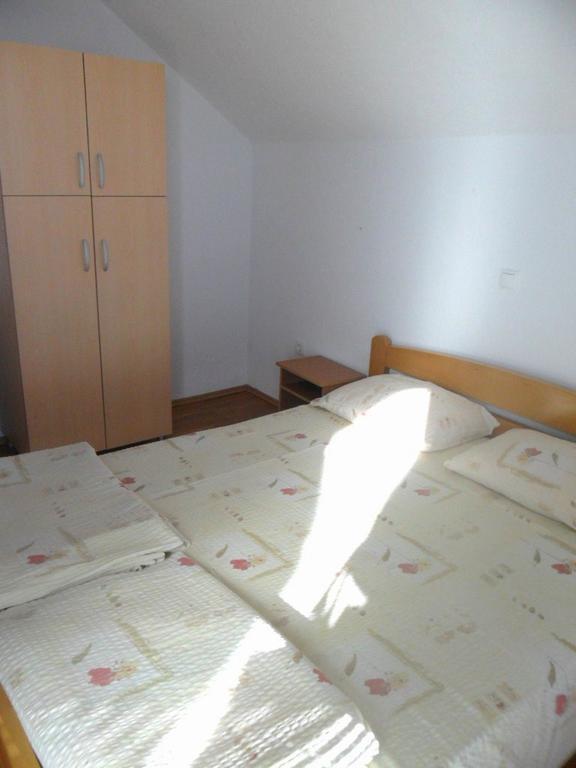 Guesthouse Zimovski Peštani エクステリア 写真