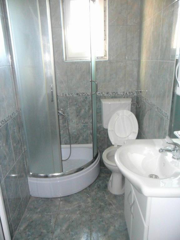Guesthouse Zimovski Peštani エクステリア 写真