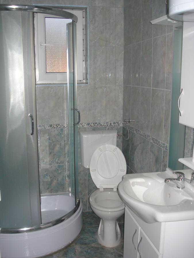 Guesthouse Zimovski Peštani エクステリア 写真